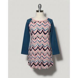 Penelope Plumm- Girls Size 4 Chevron Zigzag Dress Pink Blue Raglan Sleeve Casual